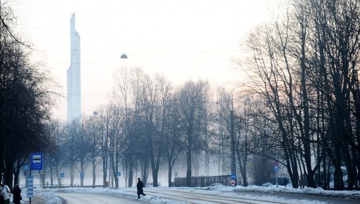 Savāc 10 000 parakstus par Uzvaras pieminekļa demontāžu