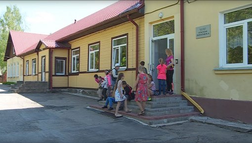 Stacijas skola gadsimta garumā (VIDEO)