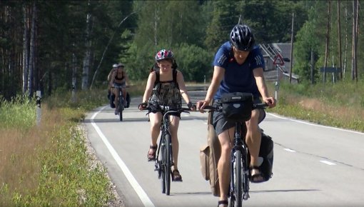 Velomūzikas koncerts Atašienes Annas sātā (VIDEO)