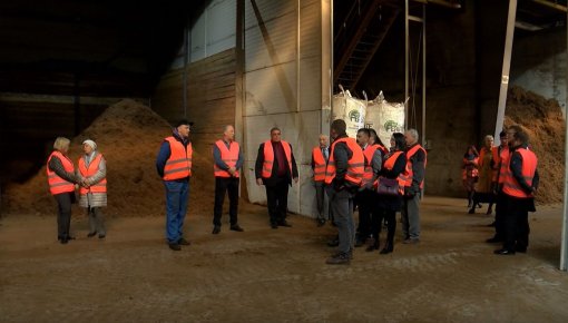 Diskutē par kūdras nozares attīstīšanu Latgalē (VIDEO)