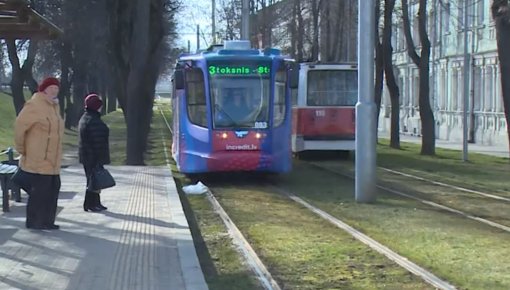 Daugavpilī atceļ sabiedriskā transporta maksas atvieglojumus (VIDEO)