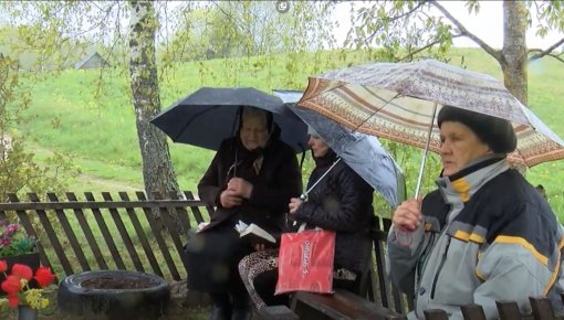 Latgalē iestājies Maija dziedājumu laiks (VIDEO)