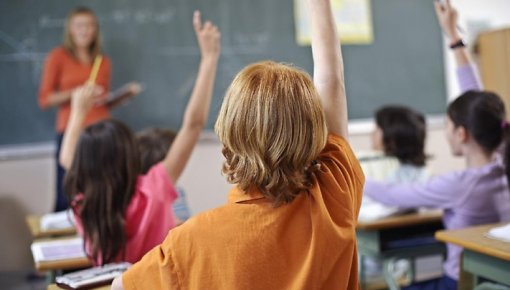 Pedagogi varēs prasīt kompensāciju par transporta un mājokļa īres izdevumiem