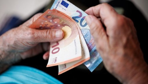 Vai daļai kultūras darbinieku vairs nepiešķirs izdienas pensijas? Valdība pieņēmusi lēmumu