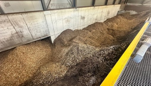 “Lielās” Daugavpils apkaimes šobrīd apkurina tikai ar koksnes šķeldu