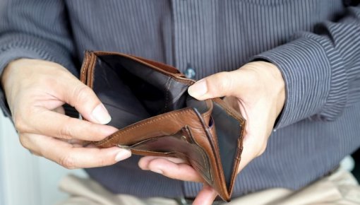 Latvijā turpina pieaugt trūcīgo skaits