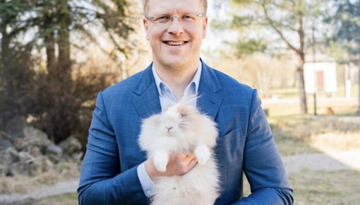 Lieldienu sveiciens no Daugavpils valstspilsētas pašvaldības domes priekšsēdētāja Andreja Elksniņa