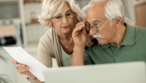 Kur Daugavpilī pensionāri patiešām ietaupa: konkrēti piemēri