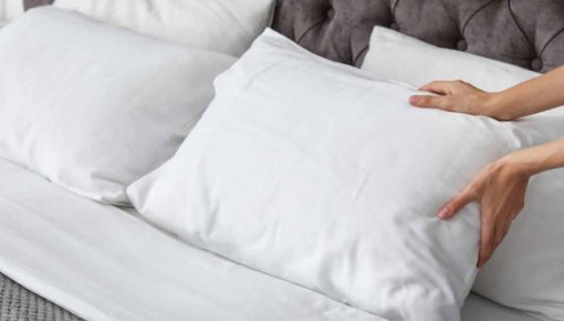 Kāpēc spilvendrānas jāmazgā pat divas reizes nedēļā