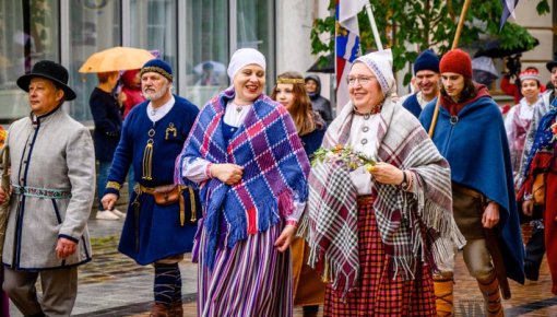 Pieteikšanās tautastērpu gājienam Daugavpilī - vēl līdz 24. aprīlim