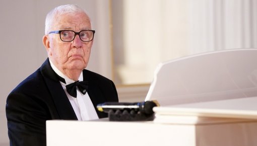 Prokurors pēc pārbaudes sāk kriminālprocesu par nelikumīgu rīcību ar Raimonda Paula personas datiem