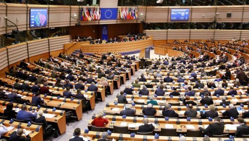 Eiroparlamenta deputāti Latvijā pētīs mājokļu pieejamības problēmas