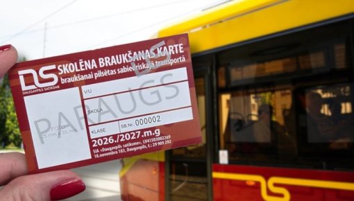 Daugavpils skolēnus aicina savlaicīgi noformēt bezmaksas braukšanas kartes