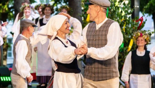 Kāzu tradīcijas atdzīvosies Daugavpilī: oktobrī gaidāms XIII Starptautiskais folkloras festivāls