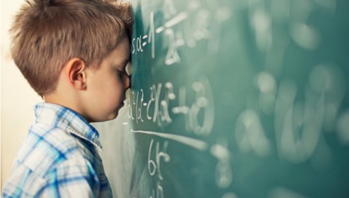 Kā pamanīt, ka bērnam skolā radušās grūtības? Svarīga vecāku un skolotāju sadarbība
