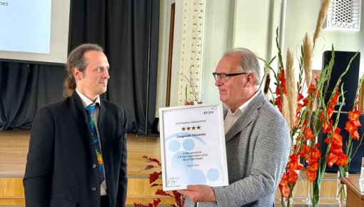 Daugavpils Universitāte sasniegusi četru zvaigžņu līmeni EFQM atzīšanas sistēmā