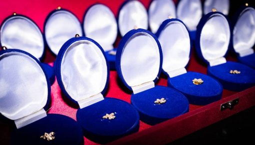 Daugavpiliešus aicina pieteikt pretendentus apbalvojumam “GADA BALVA 2026”