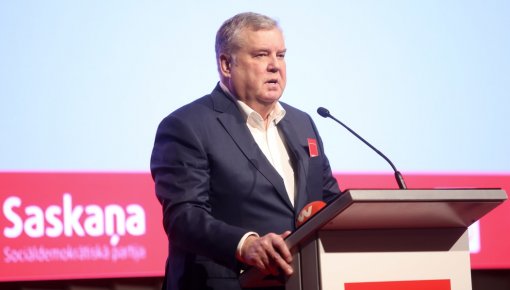 Jānis Urbanovičs pametīs "Saskaņas" vadību
