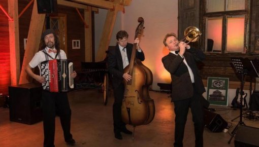Daugavpilī uzstāsies franču šansona un džeza trio “La Petite Paris”