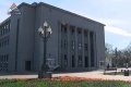 Daugavpils teātra kolektīvs ar dāvanām sagaida pilsētas jubileju (video)