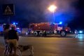 Kaimiņš glābjot degošās mājas saimnieku riskē ar savu dzīvību