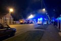 Kaimiņš glābjot degošās mājas saimnieku riskē ar savu dzīvību