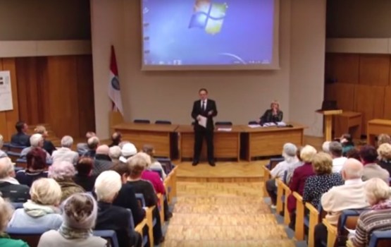 Senioru tikšanās ar ekspertiem par sociālajiem un veselības aizsardzības jautājumiem