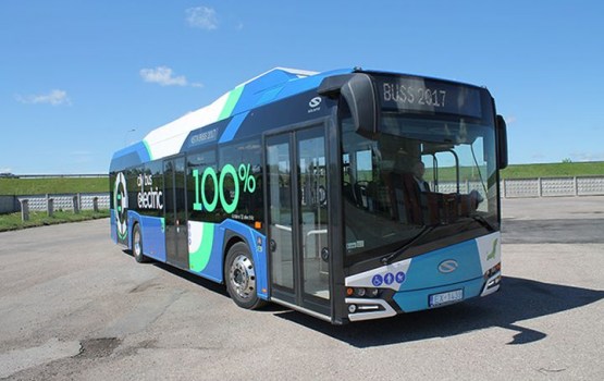 Daugavpils ielās kursēs jauns pilnībā elektrificēts Solaris Urbino 12 autobuss