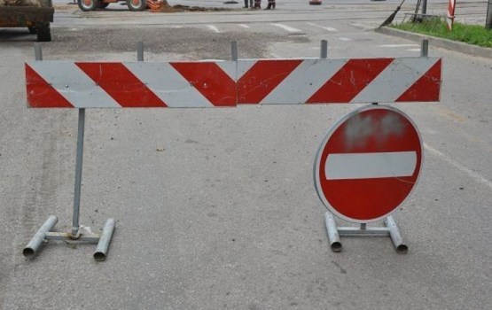Latgalē joprojām slēgti divi autoceļu posmi; daudzviet satiksmi apgrūtina remontdarbi