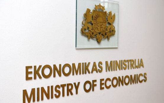 Latvijas ekonomikas izaugsmi šogad prognozē 4,2% apmērā