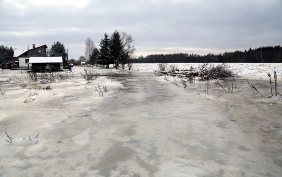 Svētdien Jēkabpils novadā no applūstošās teritorijas evakuēti trīs cilvēki un divi kaķi