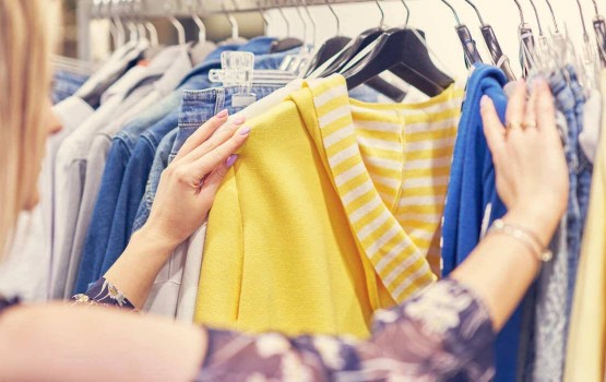 No 1. jūlija tekstilizstrādājumiem tiks piemērots jauns nodoklis. Kas notiks ar apģērbu cenām?