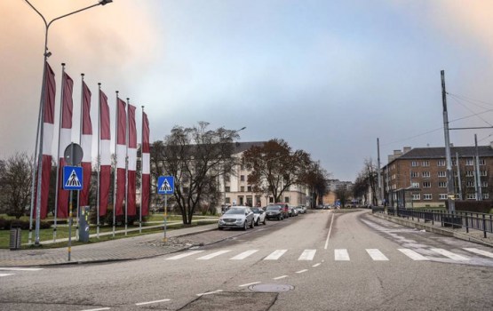 No 24. novembra līdz 8. janvārim – satiksmes ierobežojumi Vienības ielā un izmaiņas kustībā Parādes ielā