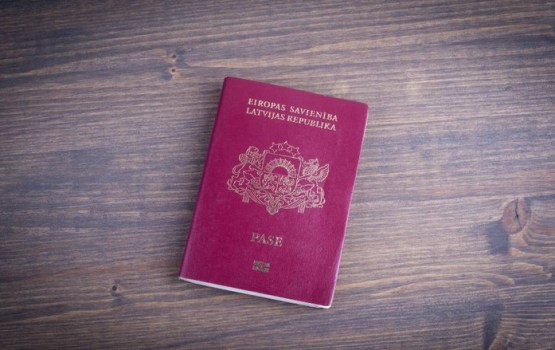 Daugavpilī piedāvā bezmaksas kursus Latvijas pilsonības iegūšanai