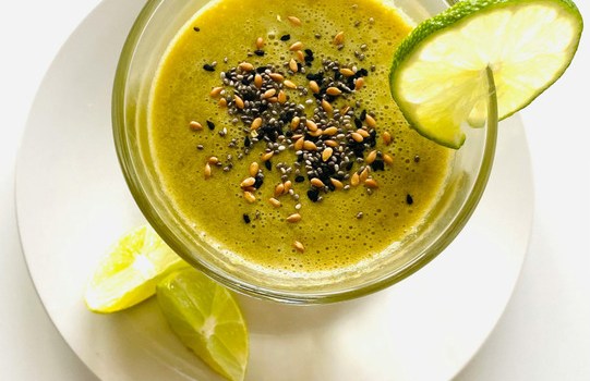 Smūtijs pēc svētku pārēšanās - labākais risinājums jūsu vēderam