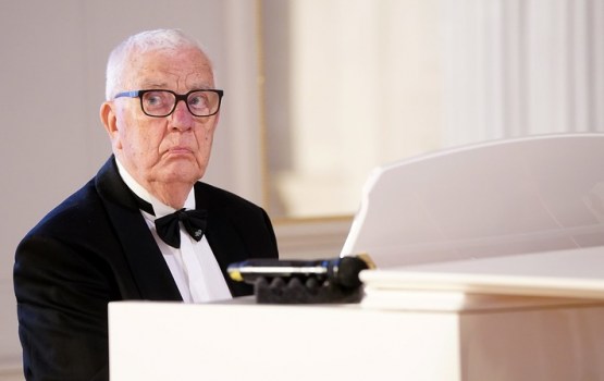 Prokurors pēc pārbaudes sāk kriminālprocesu par nelikumīgu rīcību ar Raimonda Paula personas datiem