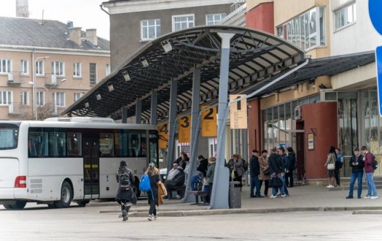 Maija svētku laikā atcelti daži starppilsētu autobusu reisi