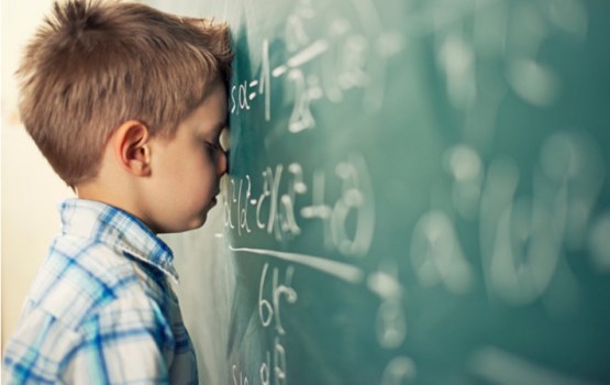 Kā pamanīt, ka bērnam skolā radušās grūtības? Svarīga vecāku un skolotāju sadarbība