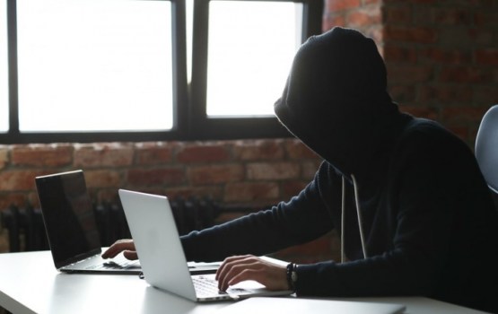 Krāpnieki ar viltotām “Facebook” ielogošanās lapām pārņem uzņēmumu reklāmas kontus