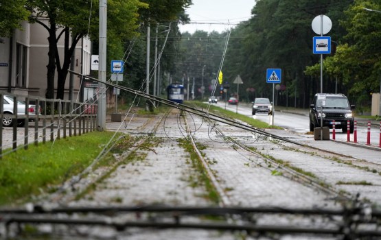 Šodien "Sadales tīkls" stiprā vēja dēļ strādās paaugstinātas gatavības režīmā